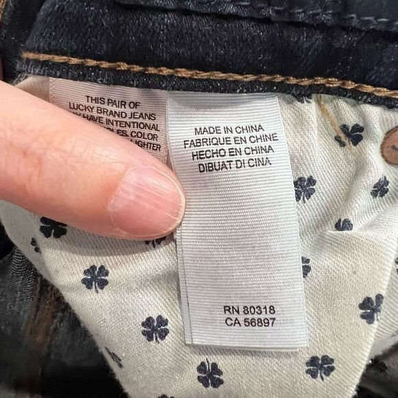 Lucky Brand Sweet Straight Dark Wash Raw Hem Jeans 2/26 - Picture 5 of 12